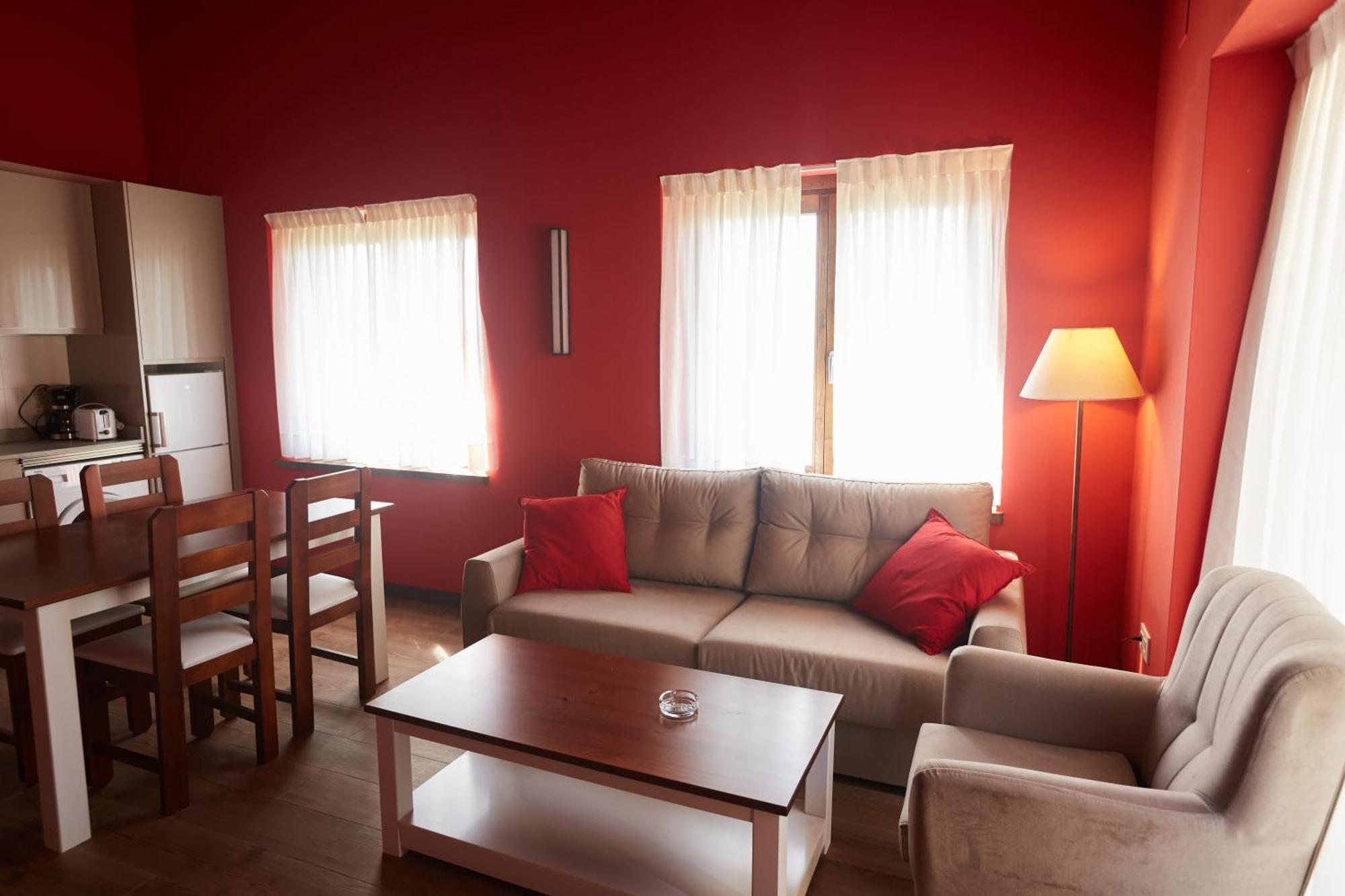 Apartamentos Rurales Casa La Piedra Collía Eksteriør billede