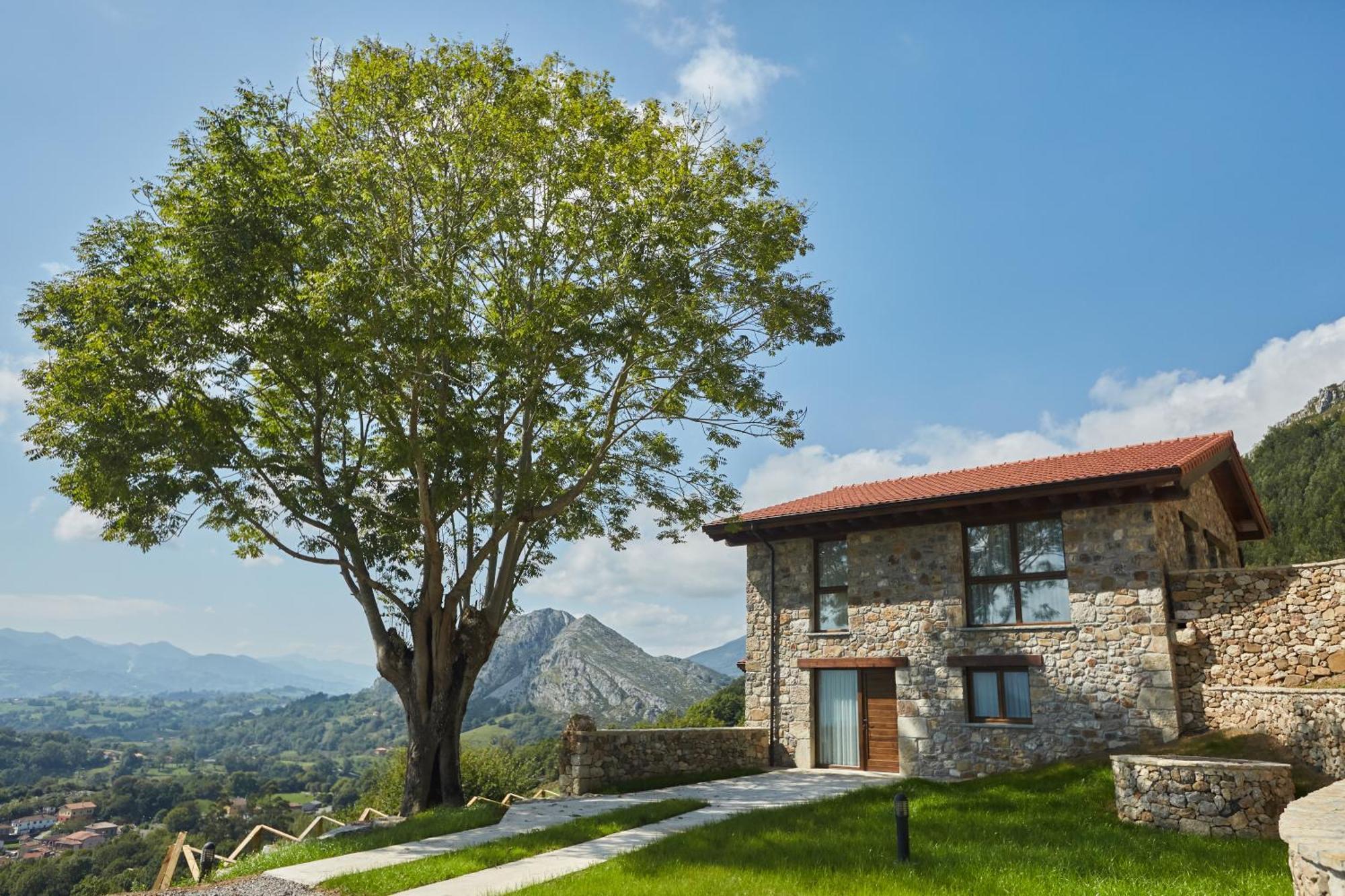 Apartamentos Rurales Casa La Piedra Collía Eksteriør billede